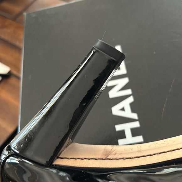 Patent leather Chanel Escarpin pumps. Size 37 - Picture 9 of 13